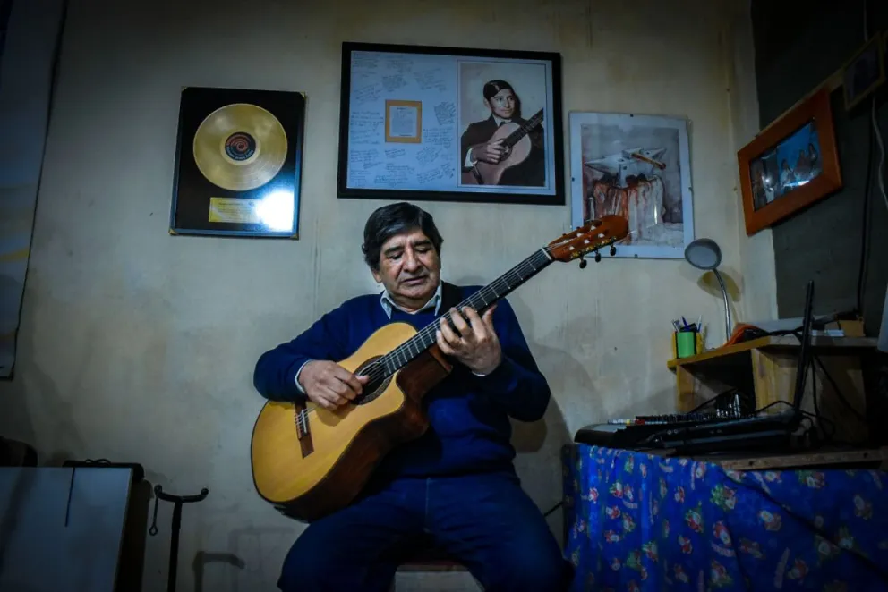 Vicente Ávila, un defensor de la cultura y el canto patagónico 