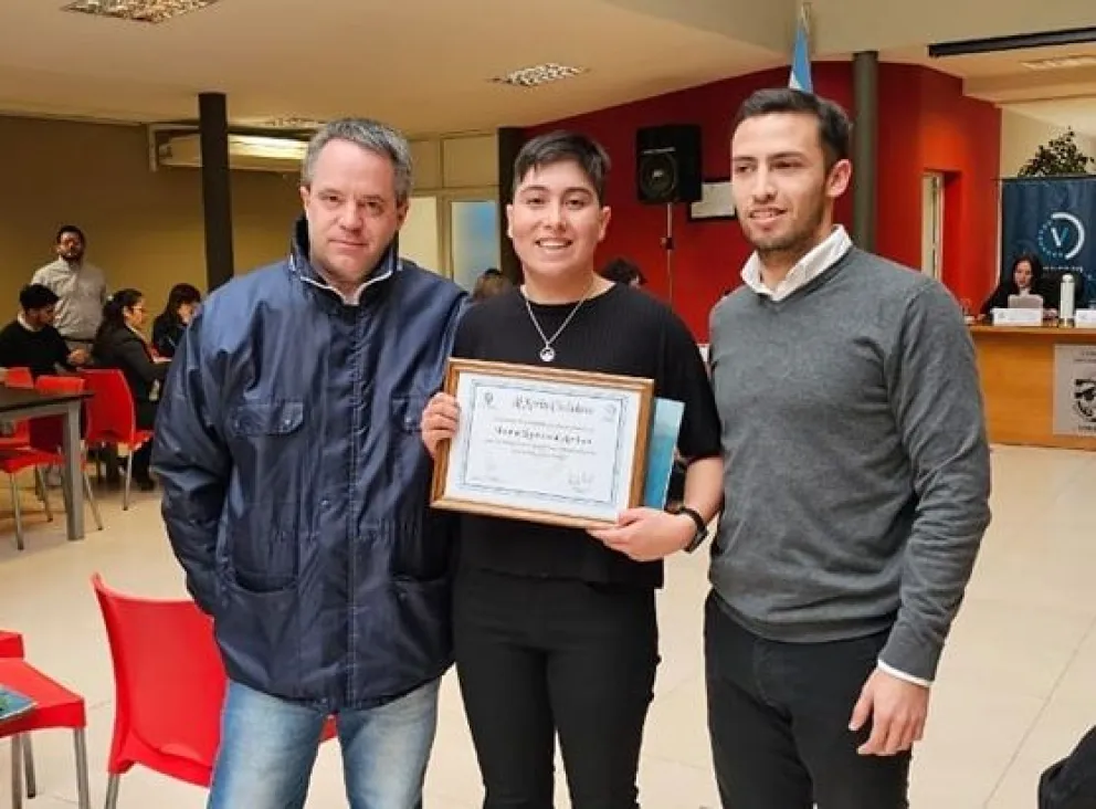 “Distinción al mérito ciudadano”: Iara Arias fue distinguida en el Concejo Deliberante