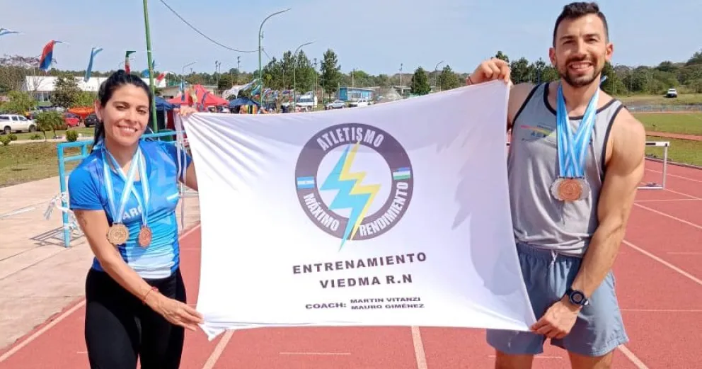 Dos viedmenses brillaron en Misiones: se trajeron medallas de oro, plata y bronce