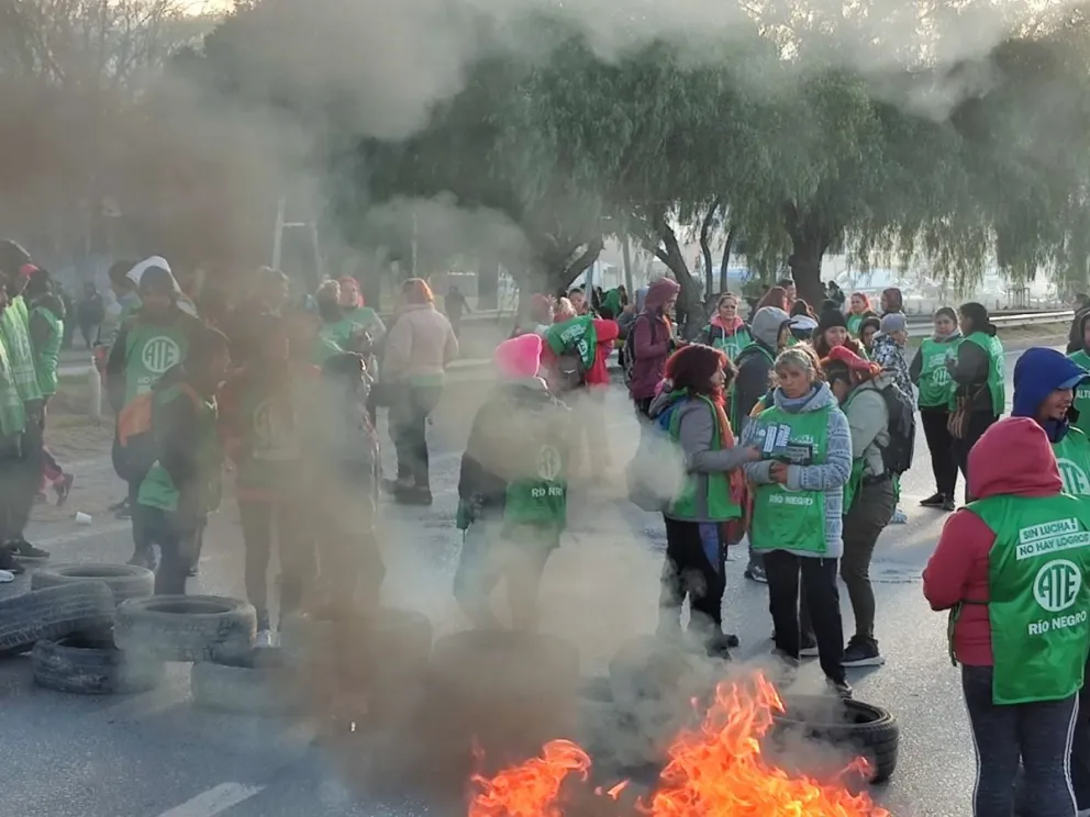 ATE aguarda la paritaria: “Necesitamos que la gobernadora se ponga el traje de gobernadora”