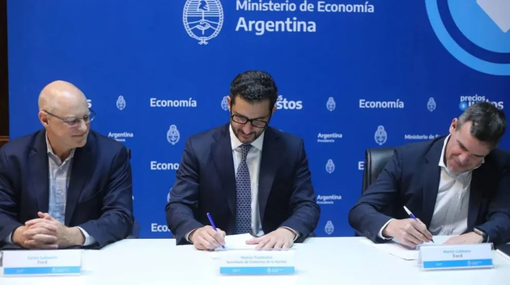 El Gobierno y automotrices acordaron fijar precios de autos 0km hasta octubre