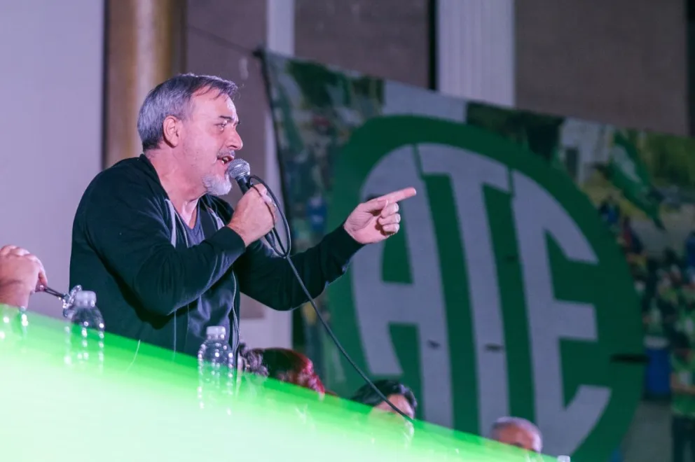 ATE le exige a Massa que elimine el impuesto a las Ganancias ahora, que no espere a si gana las elecciones