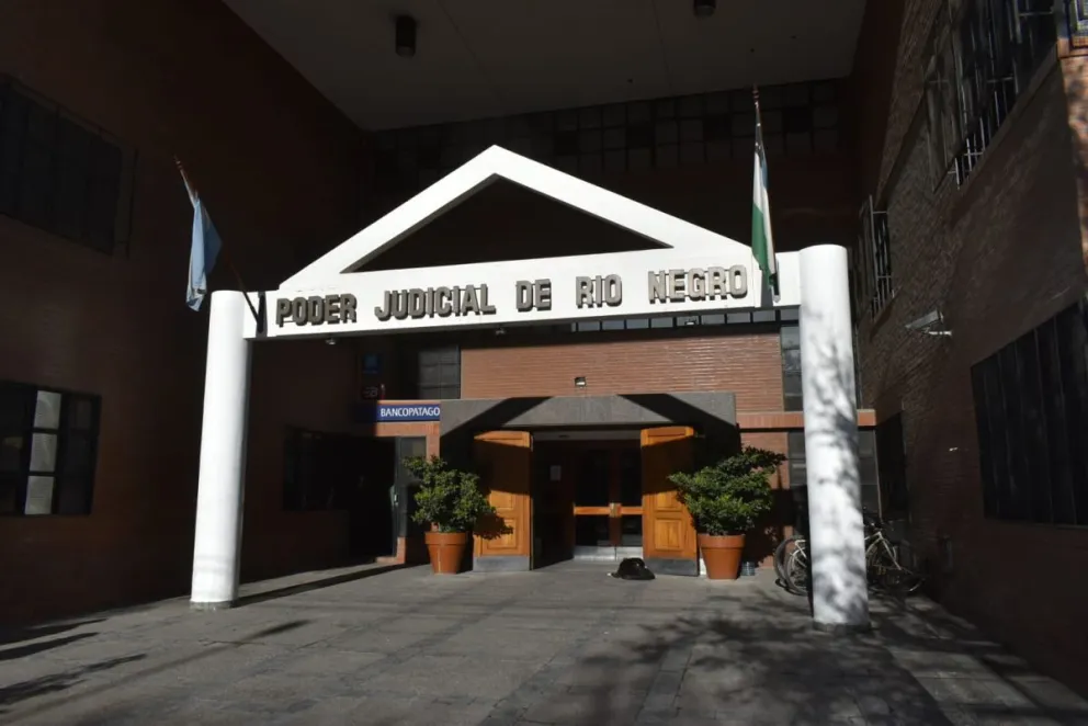 Robó varios materiales de la construcción y lo pusieron a realizar tareas comunitarias