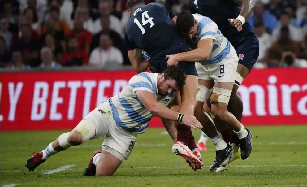 Mal inicio de Los Pumas: derrota 27 -10 ante Inglaterra en un partido que no les salió nada