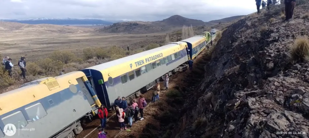 A falta de vías, los pasajeros de Tren Patagónico vuelven a Viedma en colectivos