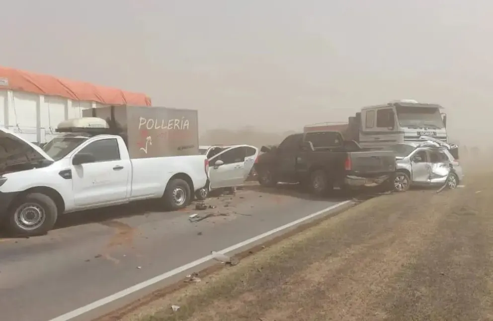 VIDEO: un impactante choque en cadena deja múltiples heridos y una tragedia