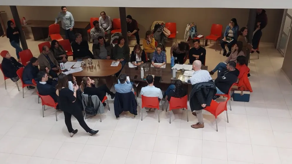 "La información es muy escueta": una vecinalista salió disconforme luego de la reunión por enajenación de tierras