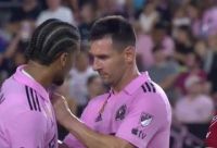 Messi pidió el cambio en el primer tiempo y encendió las alarmas