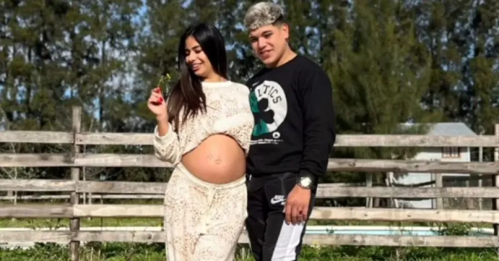 Daniela Celis explicó cómo será el evento para revelar el género de los gemelos