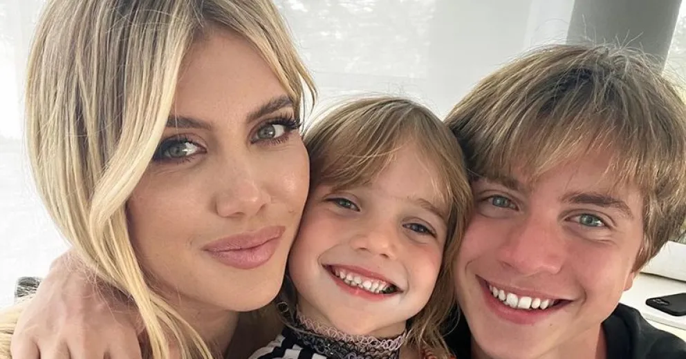 Wanda Nara mostró cómo se viste su hija para ir al supermercado en Turquía