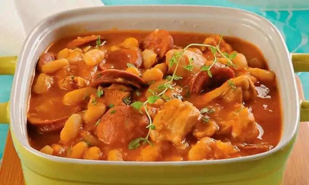 Pollo a la portuguesa: un plato rendidor y económico