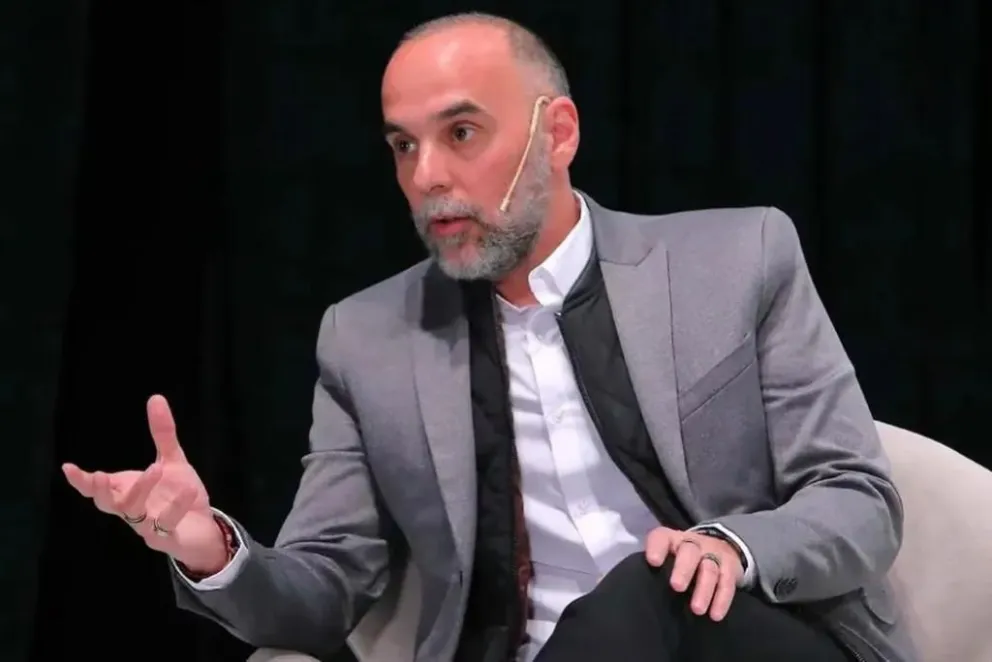 El director del Banco Central confirmó la elaboración de un proyecto de ley para mantener la devolución del IVA 