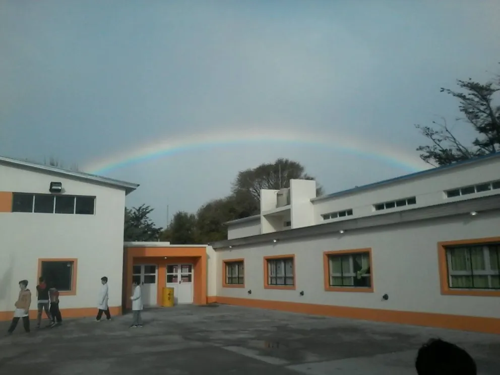 Escuela Primaria de El Cóndor: “De ninguna manera se expuso un cierre de cargo”