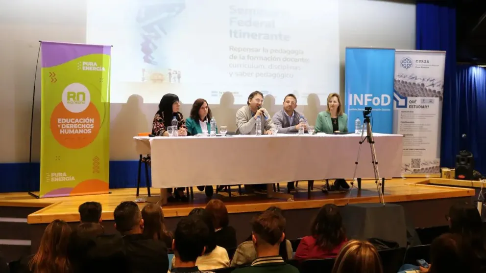 Viedma fue sede del Seminario Federal Itinerante sobre Formación docente