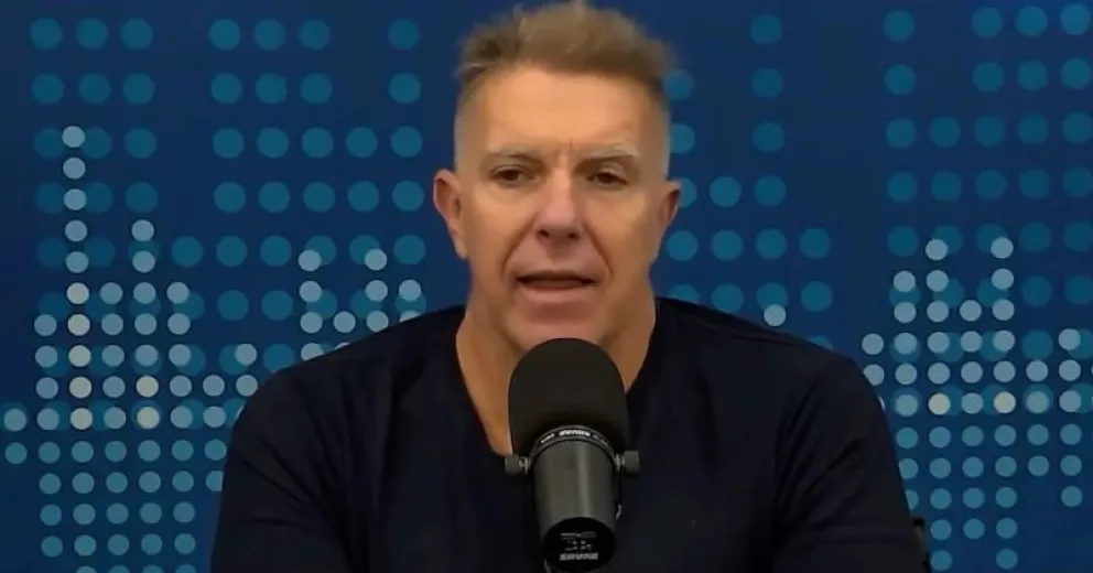 La increíble historia de Alejandro Fantino en su debut como relator de fútbol