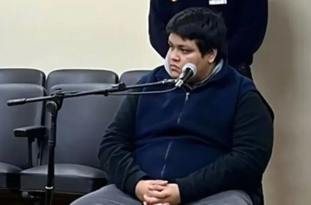 Un estudiante utilizó IA para crear imágenes de sus compañeras desnudas: la Justicia no cree que sea un delito