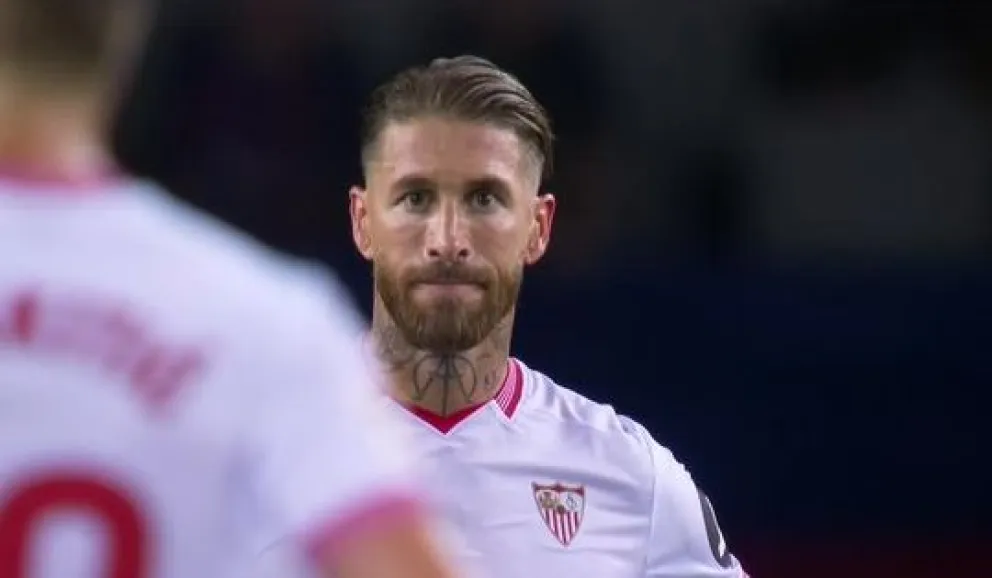 Con gol en contra de Sergio Ramos, Barcelona venció a Sevilla
