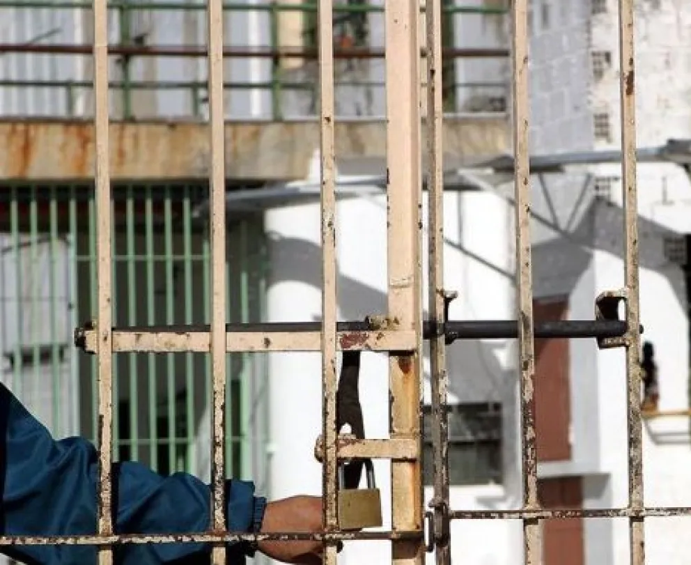 Hay guardia policial como una solución a medias a los problemas de funcionamiento