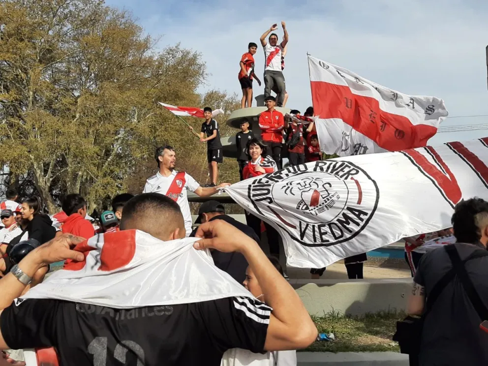 “Una banda roja que me cruza el alma”: Viedma festejó con el triunfo de River