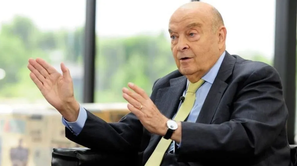 Cavallo elogia una medida "inteligente" que adoptó el Gobierno sobre el dólar 