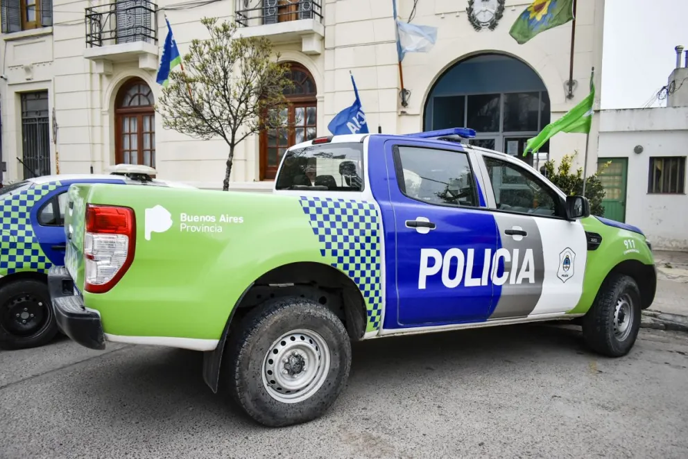 El delincuente suele moverse por el barrio Villa Lynch