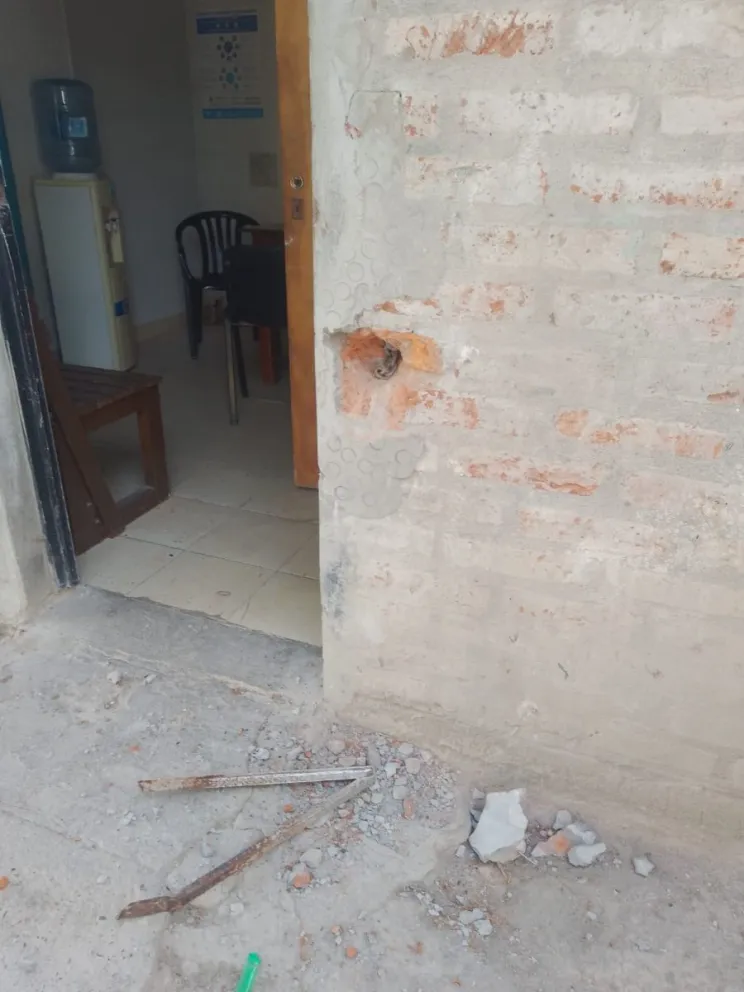 Debieron cerrar el cementerio por graves actos de vandalismo 