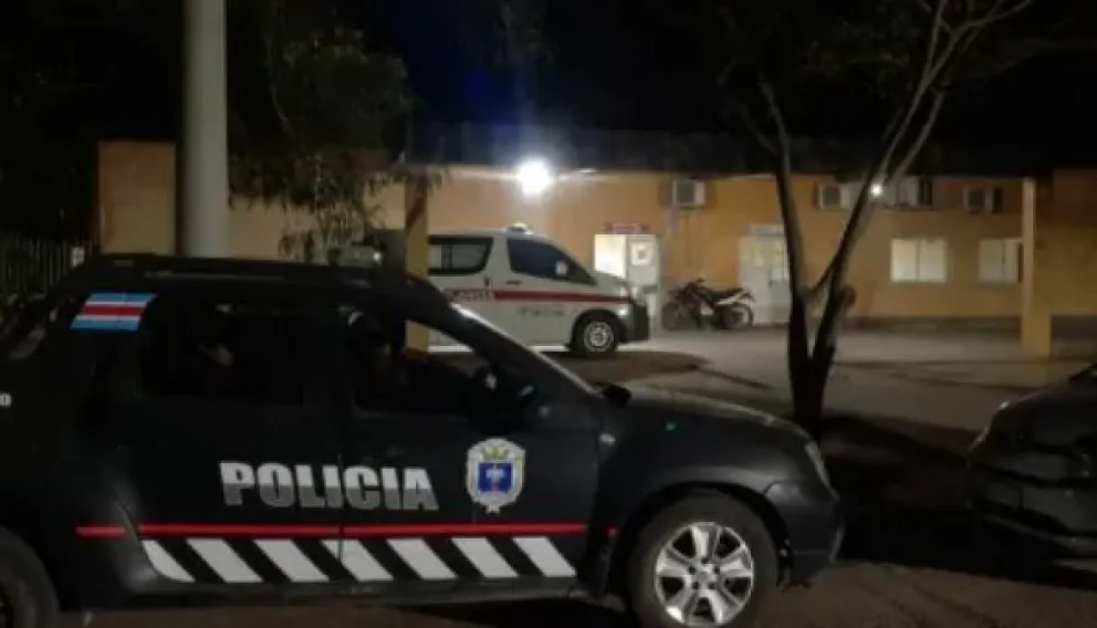 Salvaje agresión de un hombre que golpeó a su pareja y atacó con una motosierra a su hijo