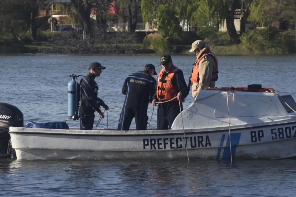 La peor noticia: el cuerpo hallado en aguas del río Negro era el de Nicolás Ferro