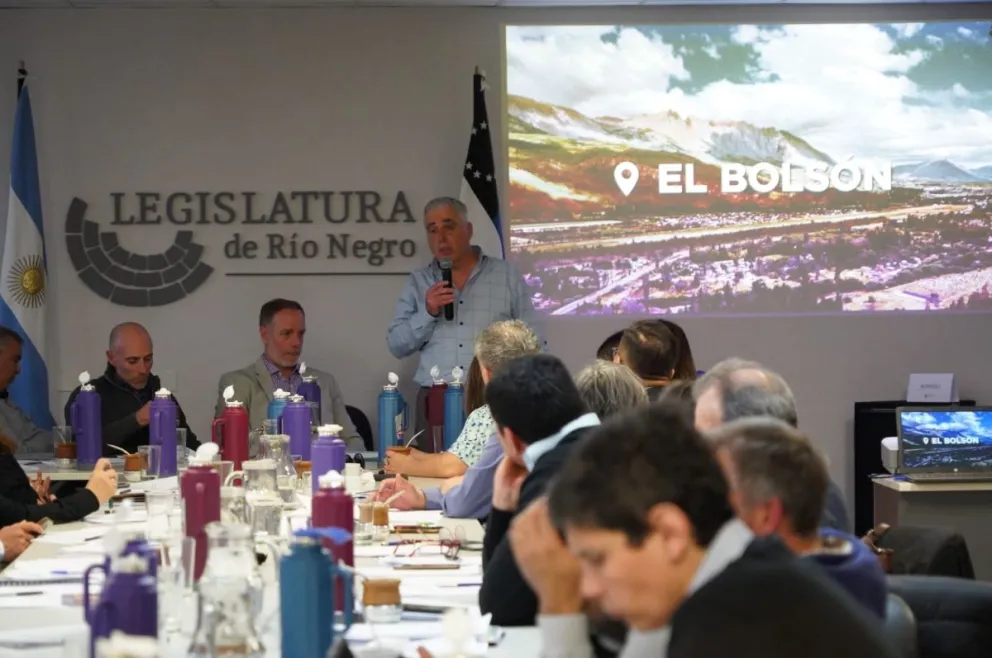 Dictamen favorable para los contratos que permitirán instalar un parque eólico en Cerro Policía