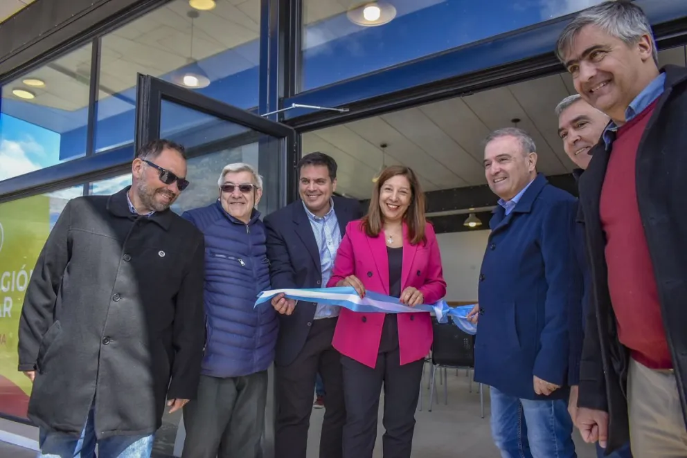 Inauguración del Centro de Informes Turísticos en Viedma: “Nuestra provincia tiene un gran futuro en relación al turismo”