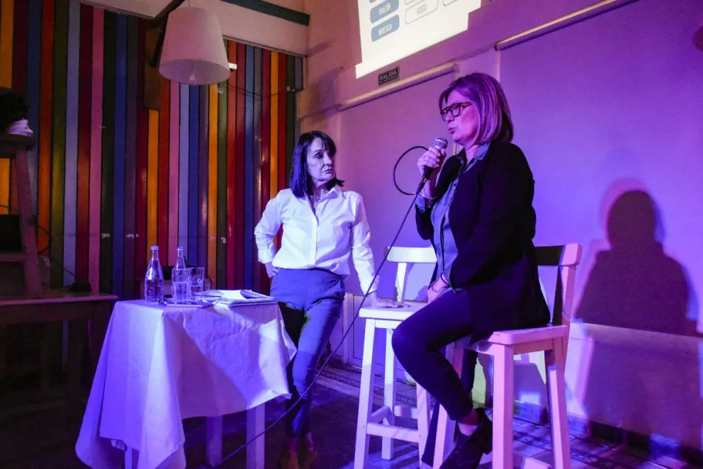 Las heridas de la infancia fueron motivo de una disertación