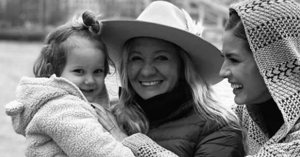 Eugenia Suárez comparte fotos retro de su madre en Instagram