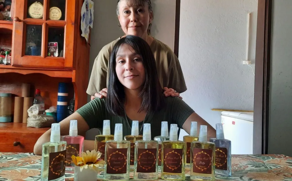 “Lilian Monsh”, perfuma la Comarca con aromas artesanales 