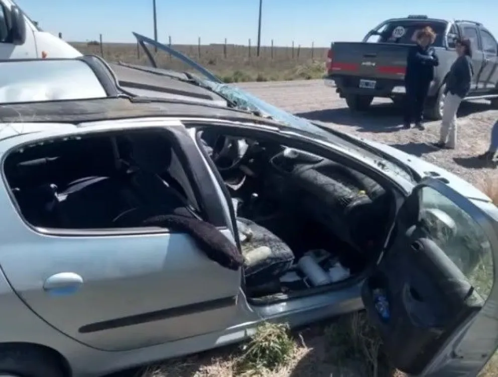 Otro vuelco en el camino a Bahía San Blas