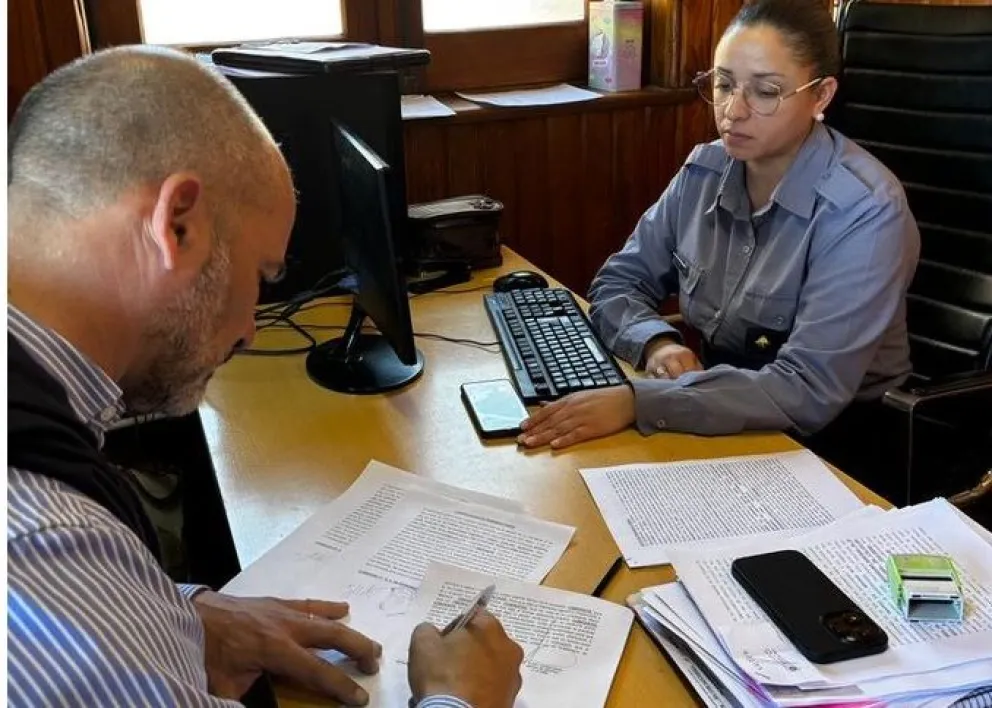 Juan Martín se presentó en la Comisaría Segunda de Bariloche por una agresión a Macri