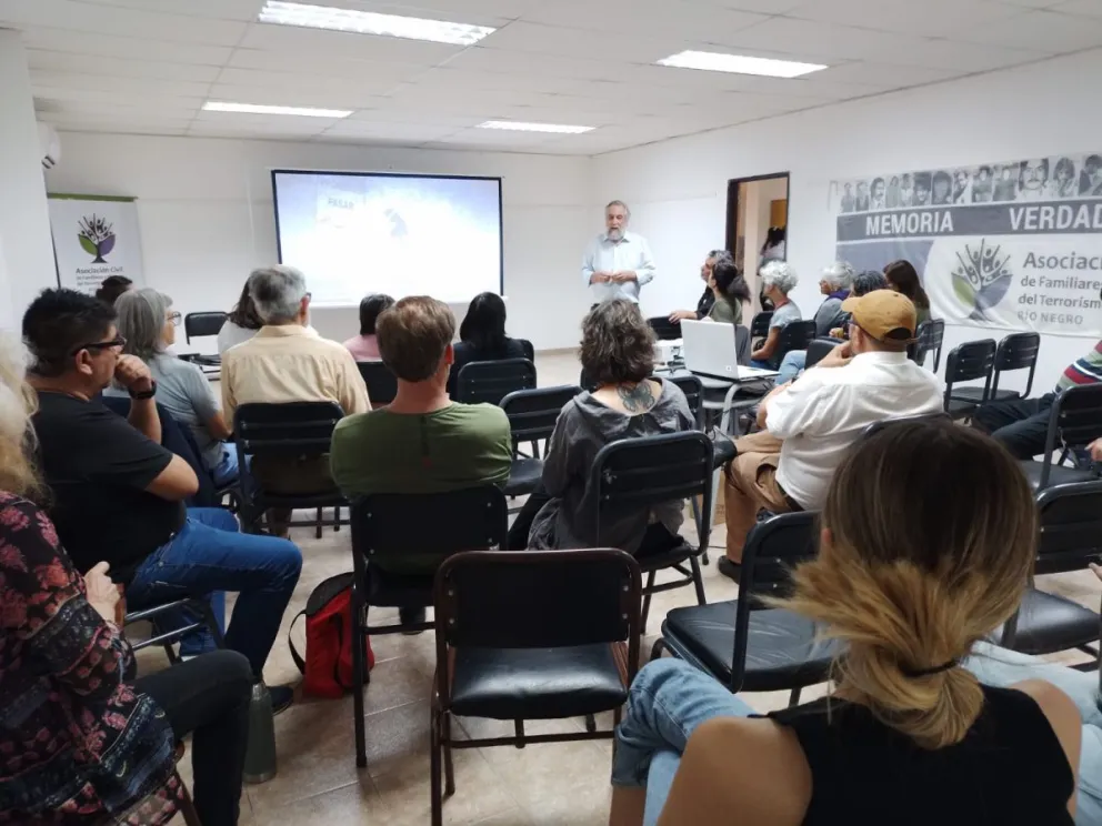 Se presentó la serie documental "Te seguimos buscando desde el Sur"