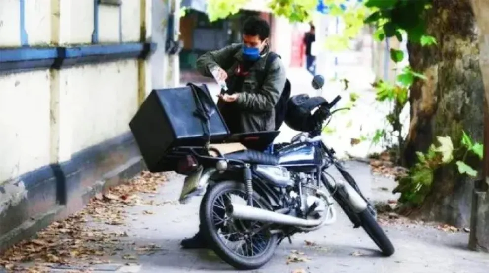 Hacía delivery y le robaron la moto a punta de pistola