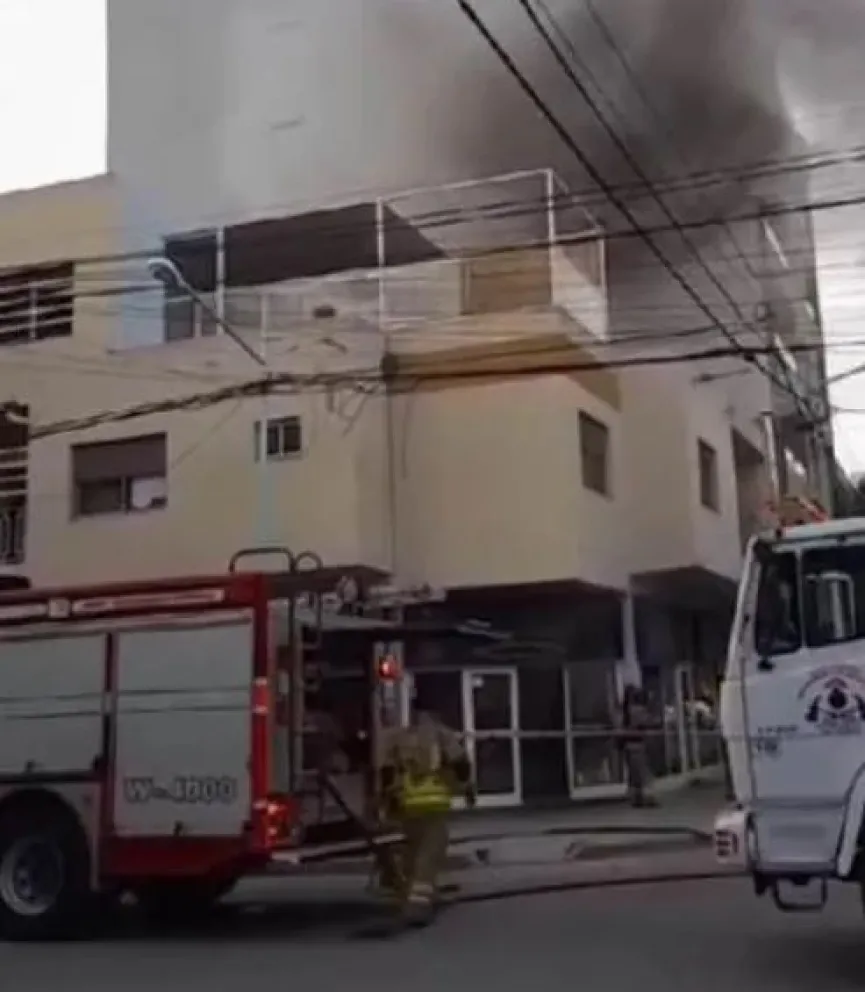 Un principio de incendio en una casa de comidas generó preocupación en Cipolletti 