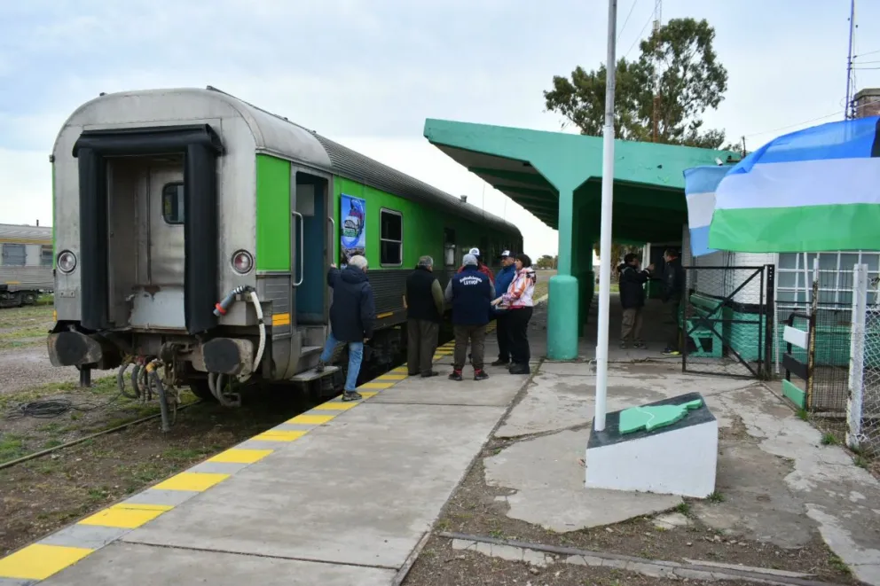 Comienza a cerrarse la transmisión de radioaficionados a bordo del Tren Patagónico