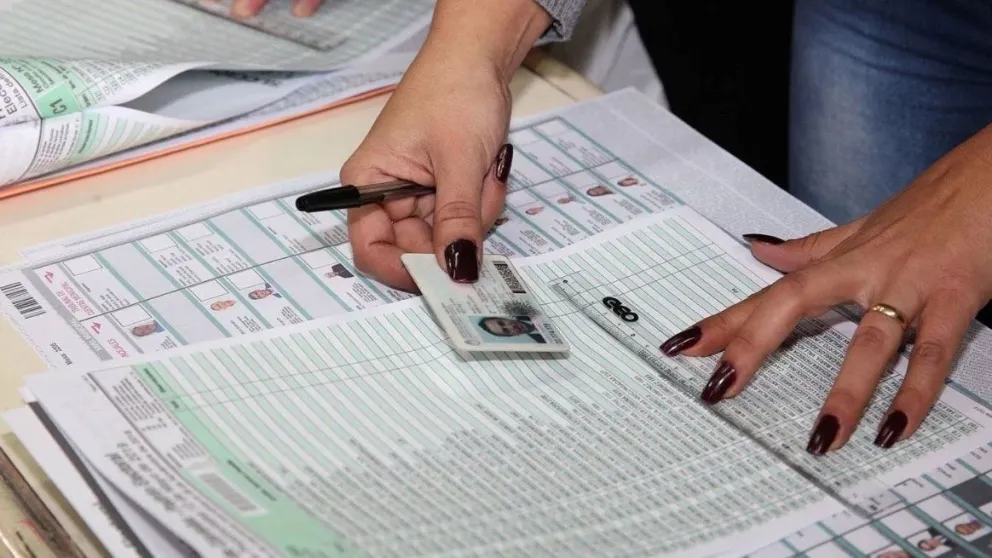 ¿Cuando se van a empezar a dar los resultados oficiales de las elecciones?