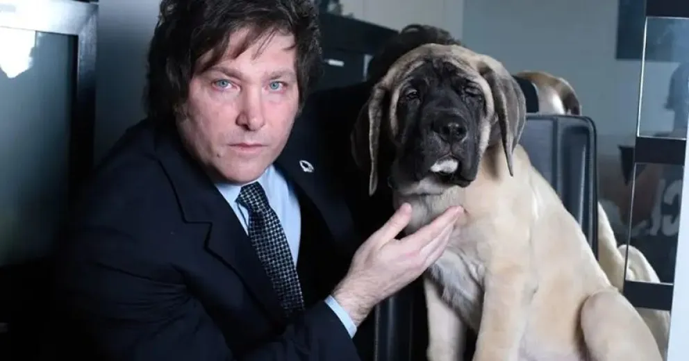 Milei trajo de vuelta a su perro fallecido a través de la clonación