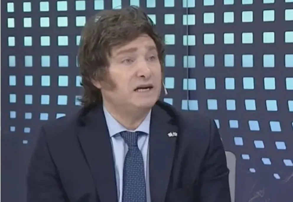 Milei nuevamente arremete contra Alfonsín y descarta bajarse del balotaje