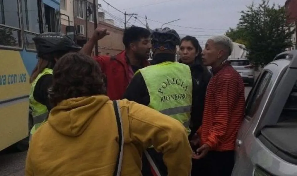 Hay escraches públicos, pero no existen denuncias contra un joven delincuente