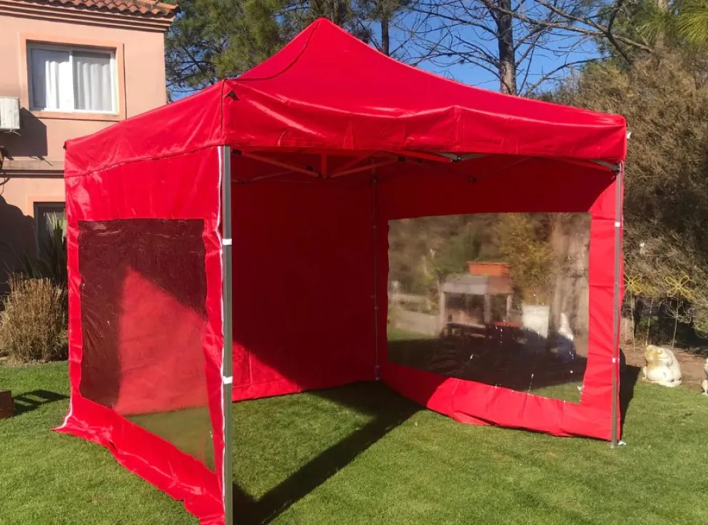 Estafadores sin control: compró un gazebo por Facebook, lo pagó y se quedó esperando