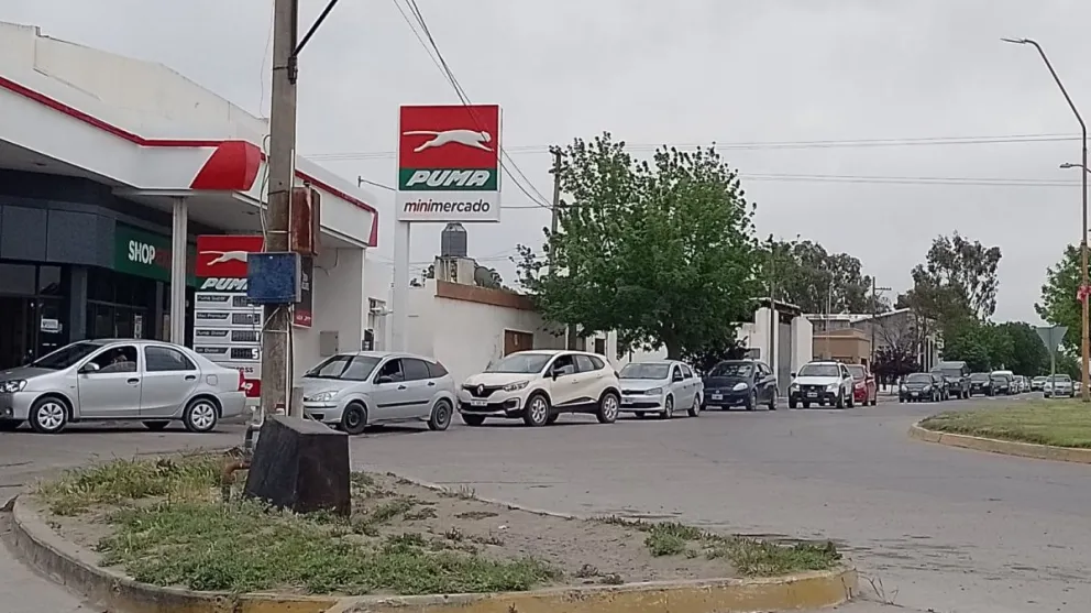 El siniestro vial ocurrió cerca de una estación de servicios del boulevard y ruta 3. Foto archivo.