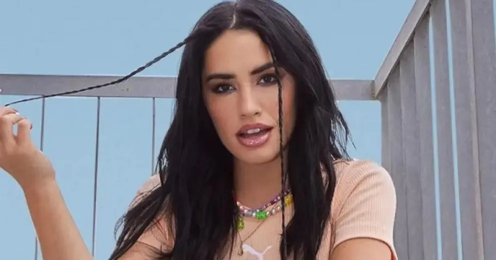 Lali Espósito revoluciona las redes con su disfraz viral en Halloween