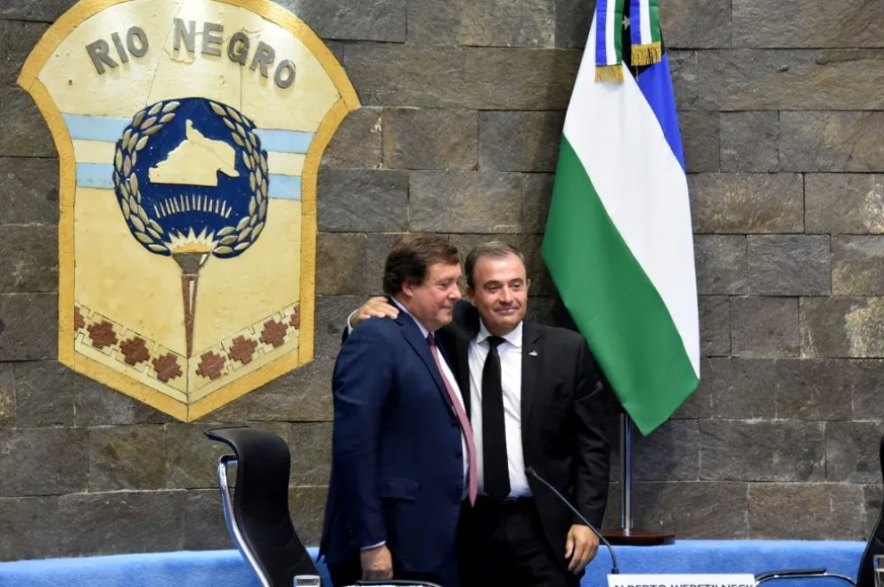 Entregan diplomas a autoridades provinciales electas: miralo en vivo