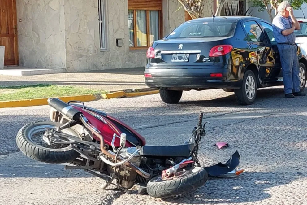 Lo chocó una moto y tuvo que hacerle juicio a la aseguradora para que le pague