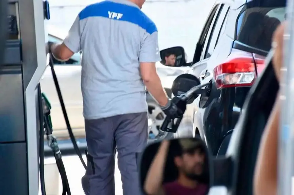 Nuevo mes, nuevo aumento de combustibles: rige a partir de hoy