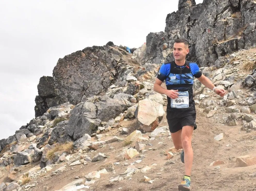 Mario Oscar Carmody decidido a quedarse con los 42K del Trail de Villa La Angostura